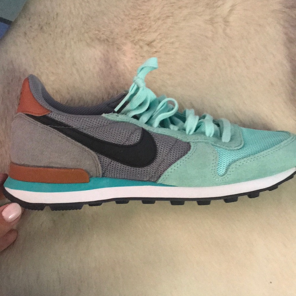 Nike Lifestyle Sneakers